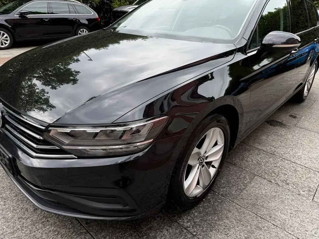 Gebraucht VW Passat 150 PS (110 kW) 2022 Schwarz Kombi