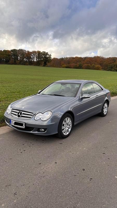 Gebraucht Mercedes CLK200 184 PS (135 kW) 2007 Grau Coupé