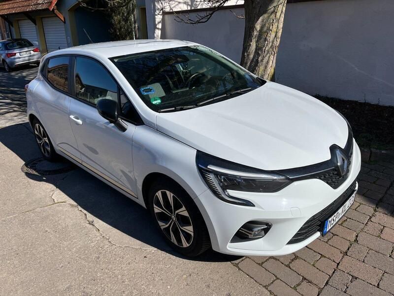 Weiß Gebraucht 2023 Renault Clio V Evolution Kleinwagen | 16.890 € (Fairer Preis) - Bild 1/1