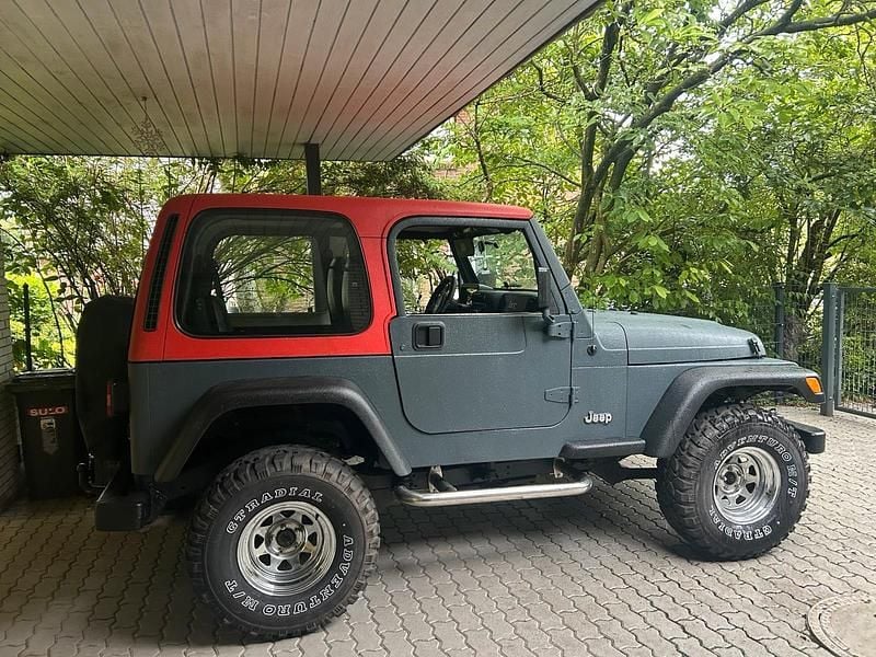 Gebraucht Jeep Wrangler 118 PS (86 kW) 1998 Schwarz SUV