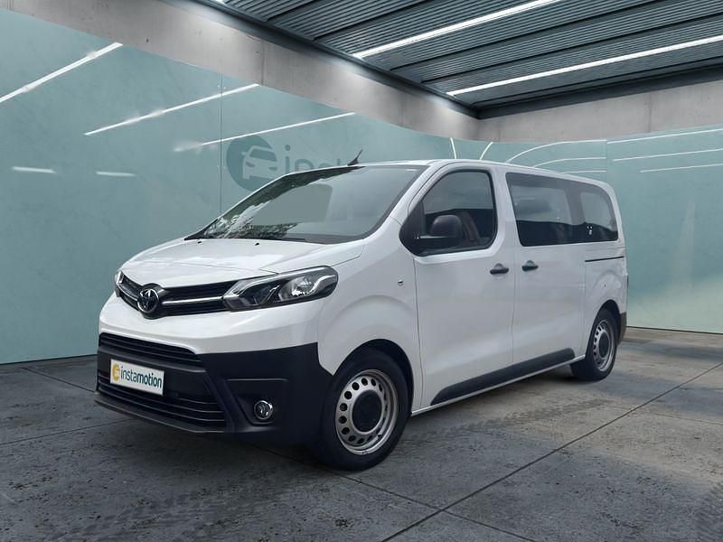 Weiß Gebraucht 2024 Toyota Proace Van | 33.249 € - Bild 1/4
