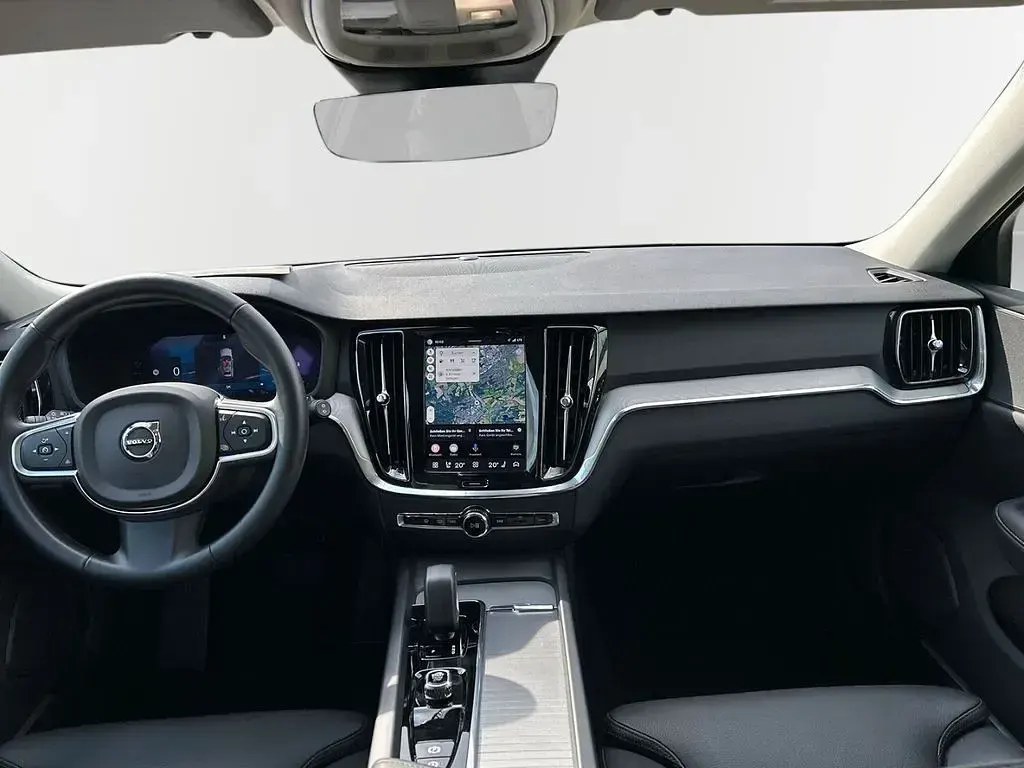 Gebraucht Volvo V60 Core 197 PS (144 kW) 2025 Schwarz Kombi