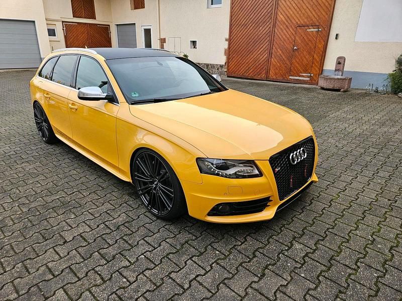 Gelb Gebraucht 2009 Audi S4 Kombi | 20.000 € - Bild 1/4