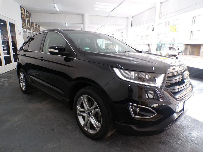 Gebraucht Ford Edge Titanium 211 PS (155 kW) 2017 Schwarz SUV