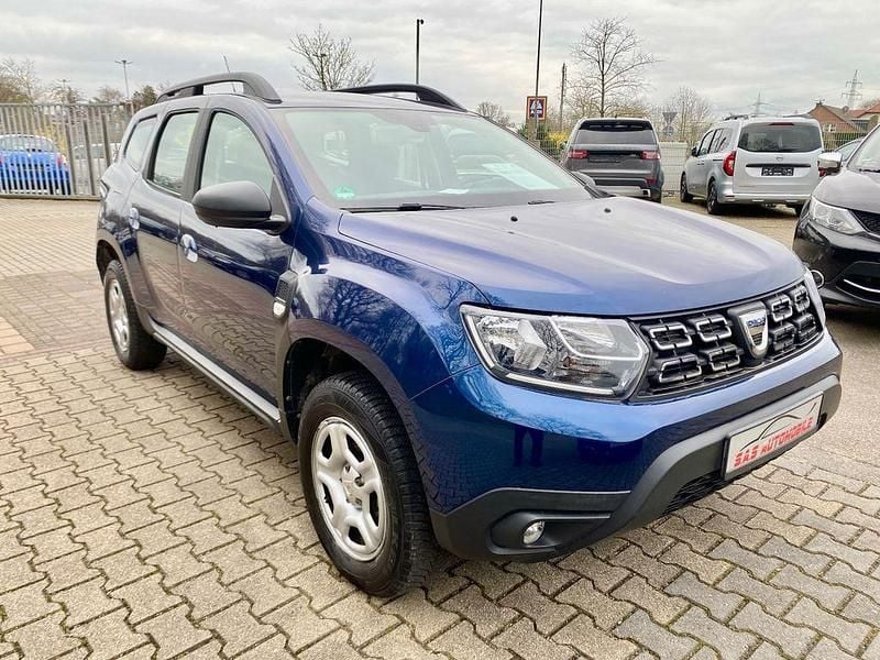 Gebraucht Dacia Duster Comfort 114 PS (83 kW) 2018 Blau SUV