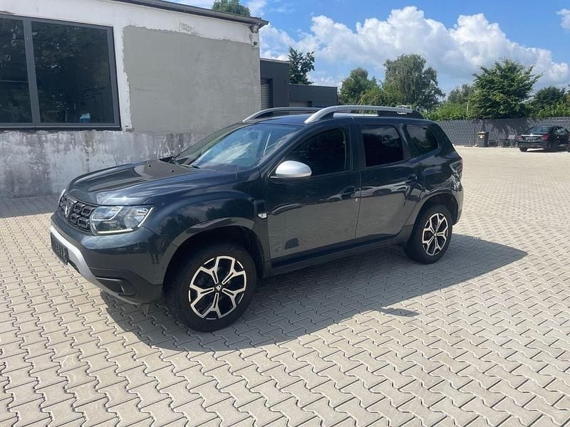 Grau Gebraucht 2020 Dacia Duster Prestige SUV | 10.750 € (Guter Preis) - Bild 1/4