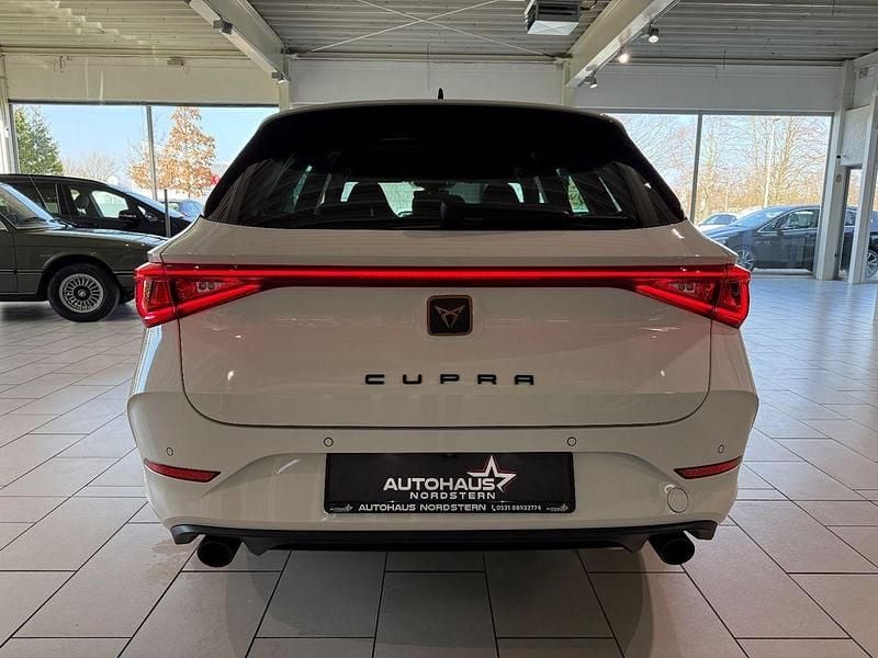 Gebraucht Cupra Leon VZ 245 PS (180 kW) 2024 Weiß Kombi