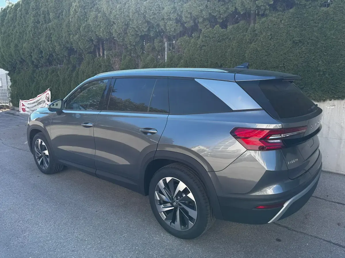 Neu Skoda Kodiaq Selection 220 PS (161 kW) 2026 Graphitgrau metallic SUV