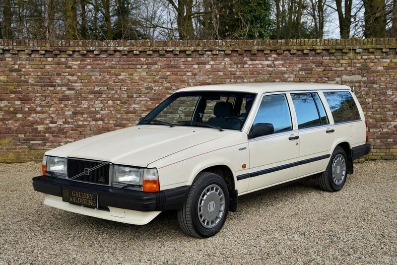 Weiß Gebraucht 1989 Volvo 745 Limousine | 24.500 € - Bild 1/4