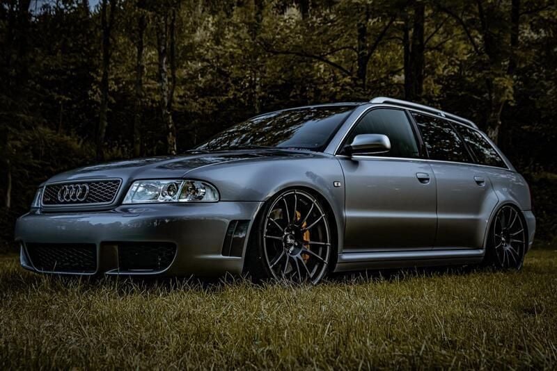Silber Gebraucht 2000 Audi RS4 Kombi | 49.000 € (Guter Preis) - Bild 1/4