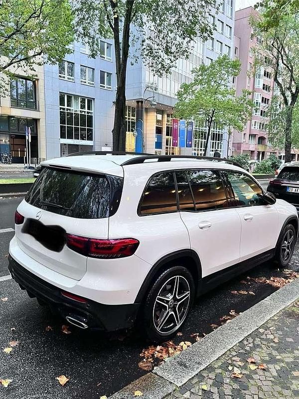 Gebraucht 2022 Mercedes GLB200 AMG line SUV | 33.900 € (Fairer Preis) - Bild 1/4