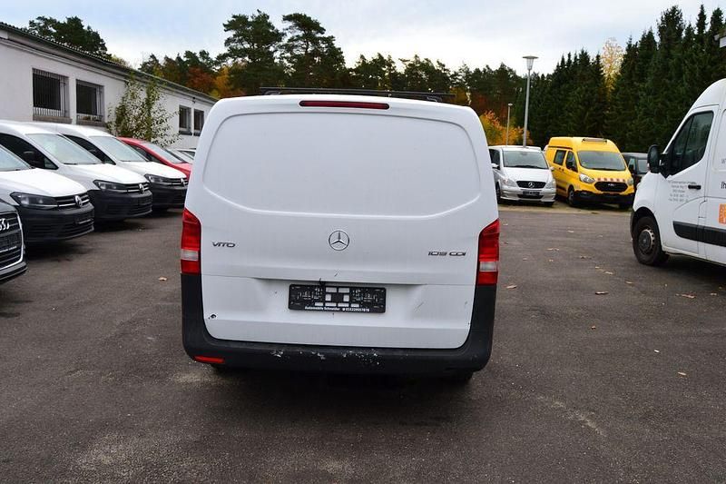 Gebraucht Mercedes Vito 88 PS (64 kW) 2015 Weiß Van