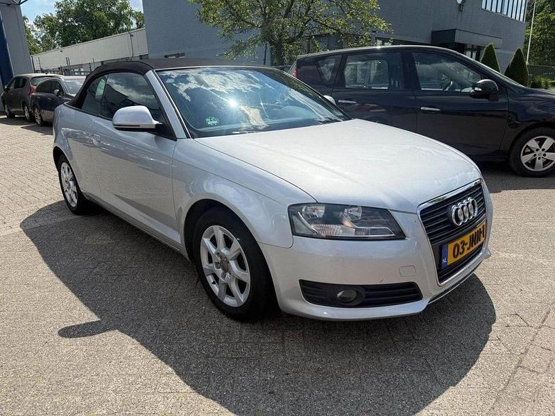 Gebraucht Audi A3 Cabriolet Attraction 160 PS (117 kW) 2009 Grau Cabrio