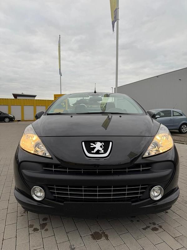 Schwarz Gebraucht 2009 Peugeot 207 CC Cabrio | 1.750 € (Superpreis) - Bild 1/4