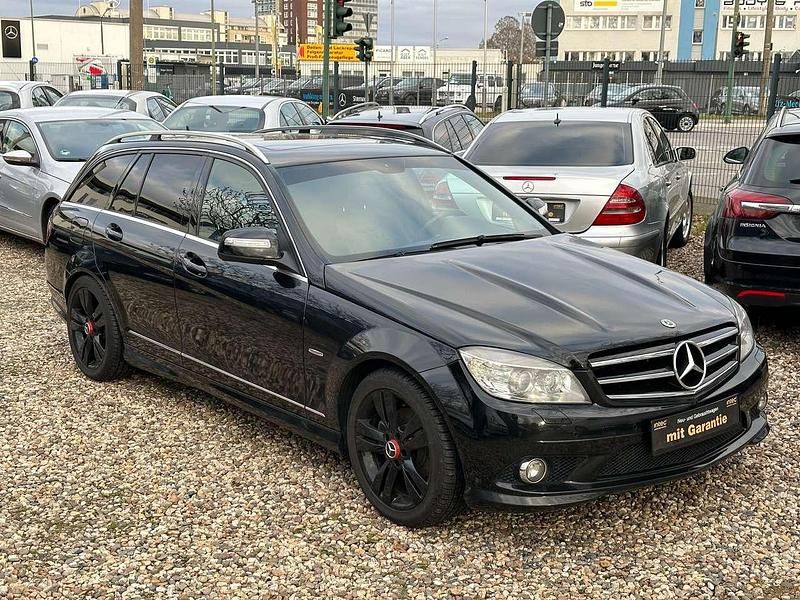 Obsidianschwarz metalliclack Gebraucht 2008 Mercedes C220 Avantgarde Kombi | 6.400 € (Etwas zu teuer) - Bild 1/4