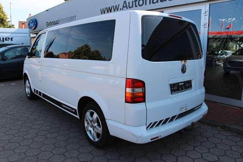 Gebraucht VW Caravelle 131 PS (96 kW) 2008 Grauweiß r9002 Van / Kleinbus