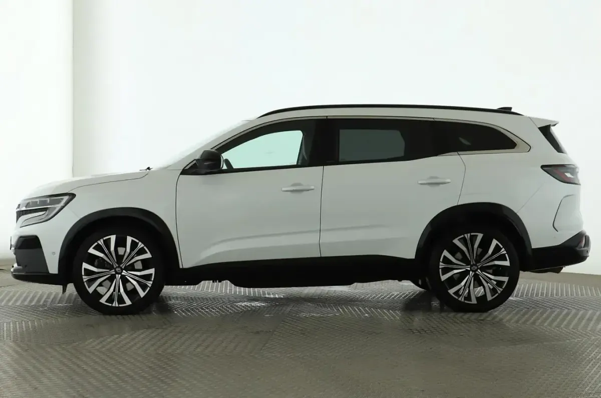 Gebraucht Renault Espace Iconic 200 PS (147 kW) 2025 Perlmuttweiß SUV