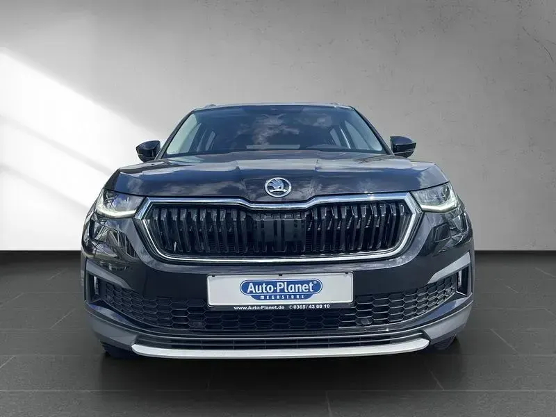 Gebraucht Skoda Kodiaq Tour 150 PS (110 kW) 2022 Blackmagic perleffekt (metallic) SUV