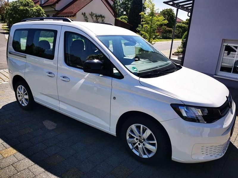 Weiß Gebraucht 2021 VW Caddy Life Van / Kleinbus | 29.500 € (Fairer Preis) - Bild 1/4
