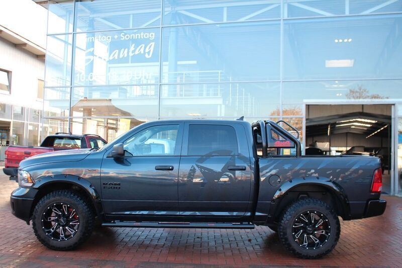 Gebraucht Dodge Ram 309 PS (227 kW) 2020 Schwarz Pickup