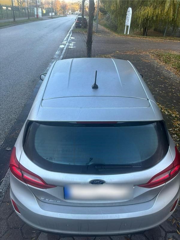 Gebraucht Ford Fiesta Titanium 71 PS (52 kW) 2019 Silber Kleinwagen