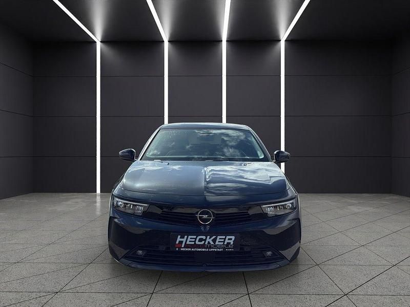 Gebraucht Opel Astra Business Edition 131 PS (96 kW) 2023 Lackierung schwarz perla nera/ty Limousine