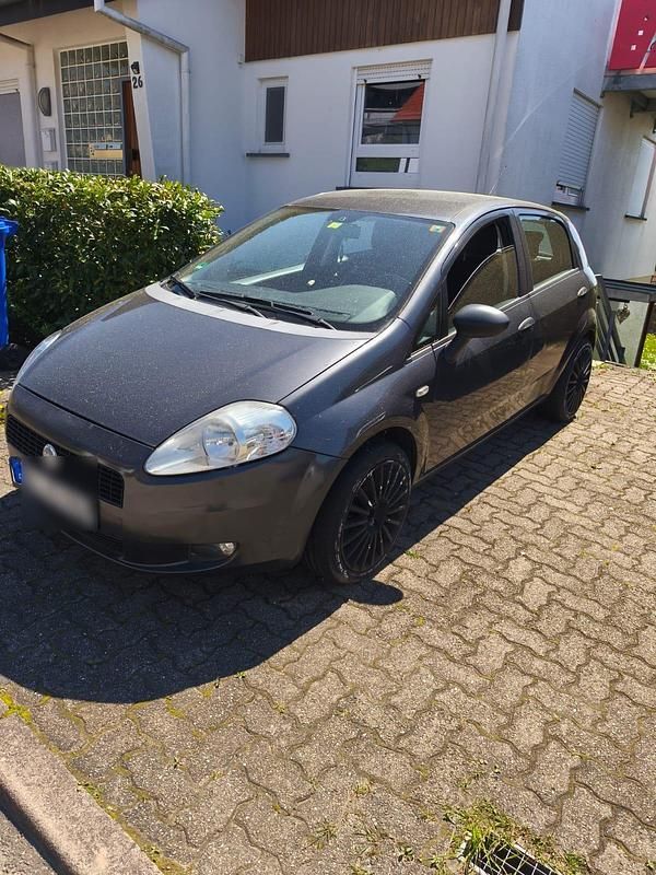 Silber Gebraucht 2007 Fiat Punto Kleinwagen | 1.100 € (Guter Preis) - Bild 1/4