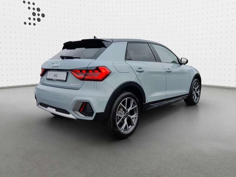 Neu Audi A1 Advanced 116 PS (85 kW) 2025 Pfeilgrau perleffekt Kleinwagen