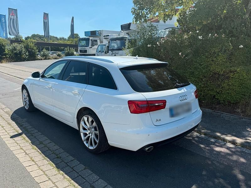 Gebraucht Audi A6 Sport 204 PS (150 kW) 2012 Weiß Kombi