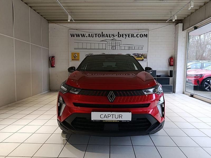 Neu Renault Captur Techno 116 PS (85 kW) 2026 Rot SUV