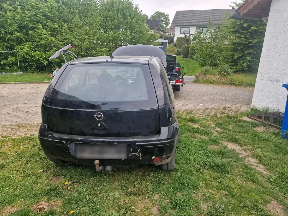 Gebraucht Opel Corsa 70 PS (51 kW) 2005 Schwarz Kleinwagen
