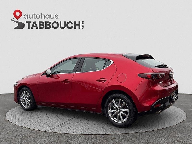 Gebraucht Mazda 3 Selection 122 PS (89 kW) 2019 Rot Limousine