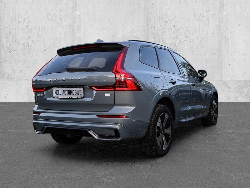 Gebraucht Volvo XC60 Plus 398 PS (292 kW) 2023 Thunder grey / metallic SUV