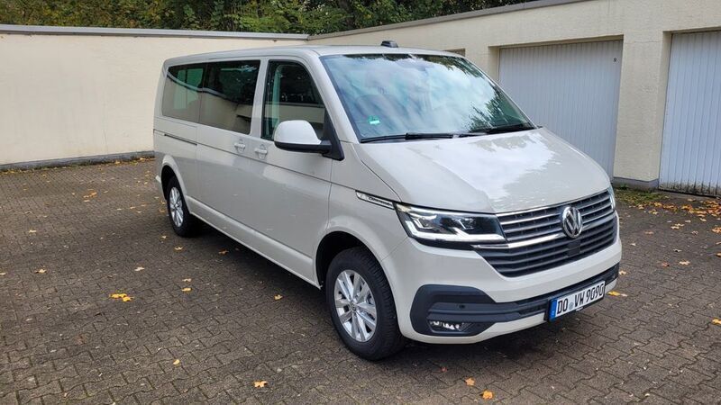 Grau Gebraucht 2024 VW T6.1 Comfortline Van | 44.990 € (Fairer Preis) - Bild 1/4