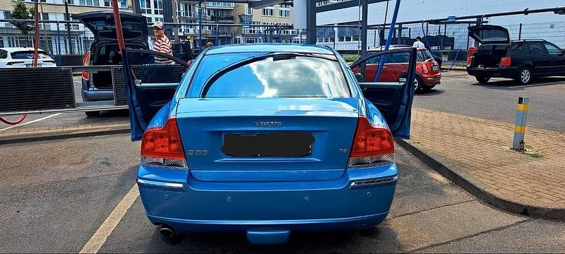 Gebraucht Volvo S60 Summum 260 PS (191 kW) 2005 Blau Limousine