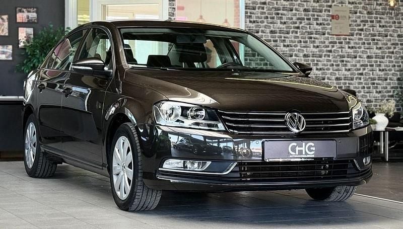 Gebraucht VW Passat 122 PS (89 kW) 2012 Braun Limousine