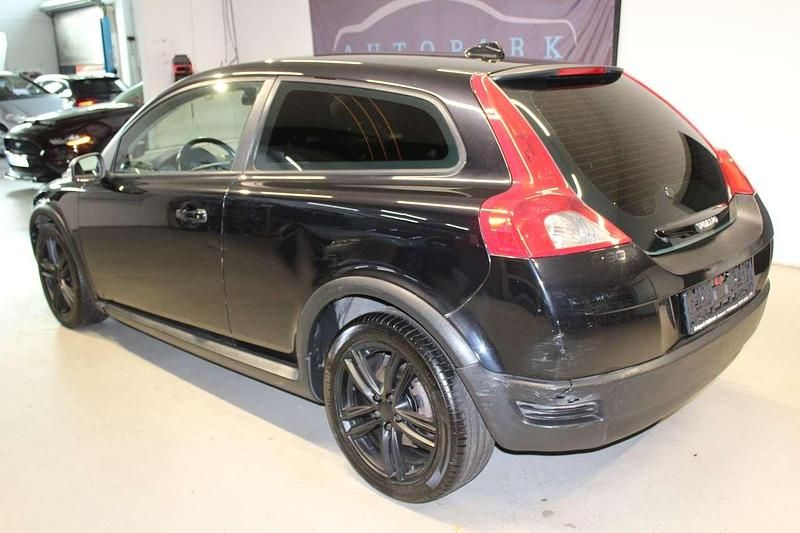 Gebraucht Volvo C30 136 PS (100 kW) 2008 Black sapphire metallic Kleinwagen