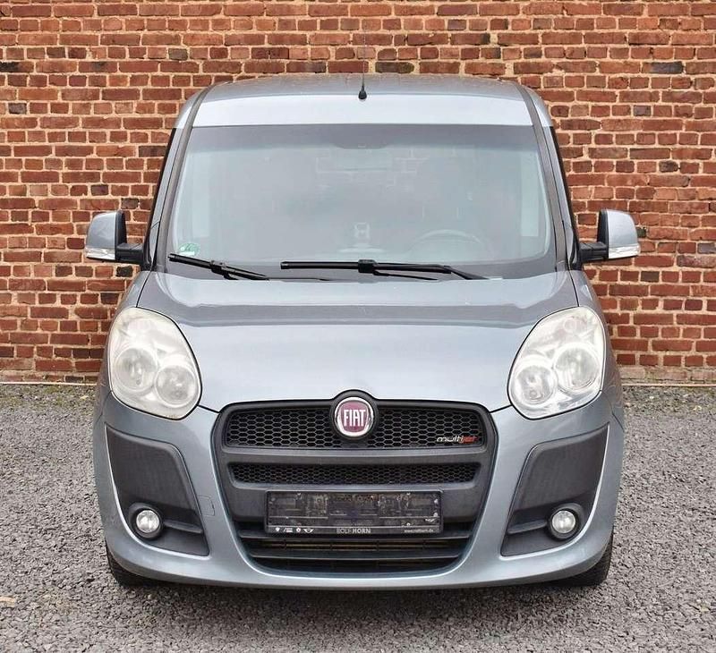 Gebraucht Fiat Doblò 90 PS (66 kW) 2012 Colore esterno (grigio impecca Van / Kleinbus