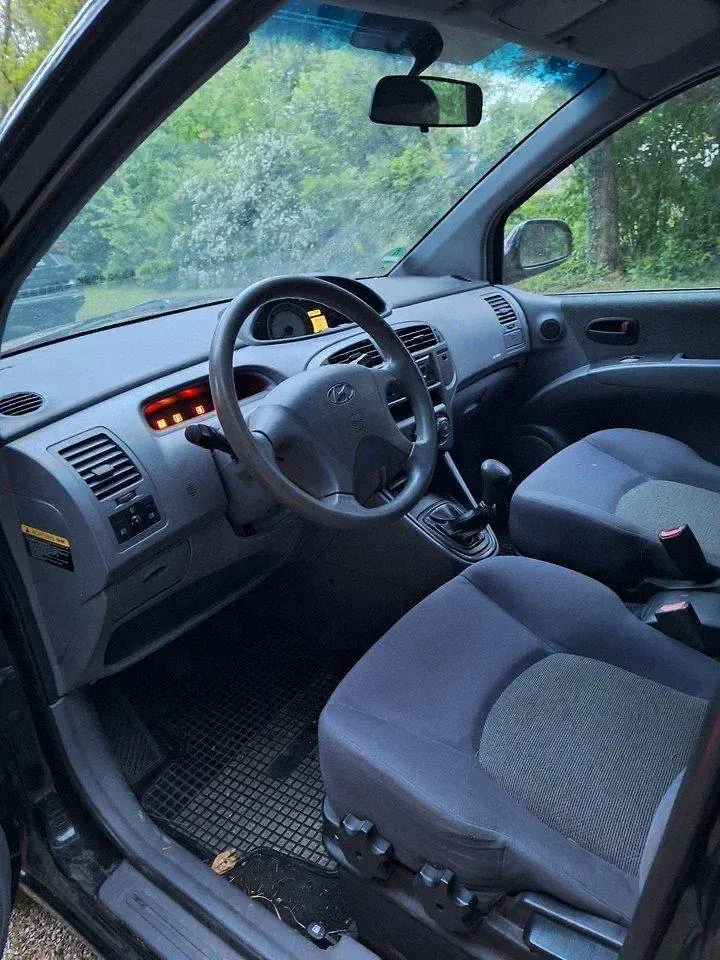 Gebraucht Hyundai Matrix 104 PS (76 kW) 2005 Schwarz Van / Kleinbus
