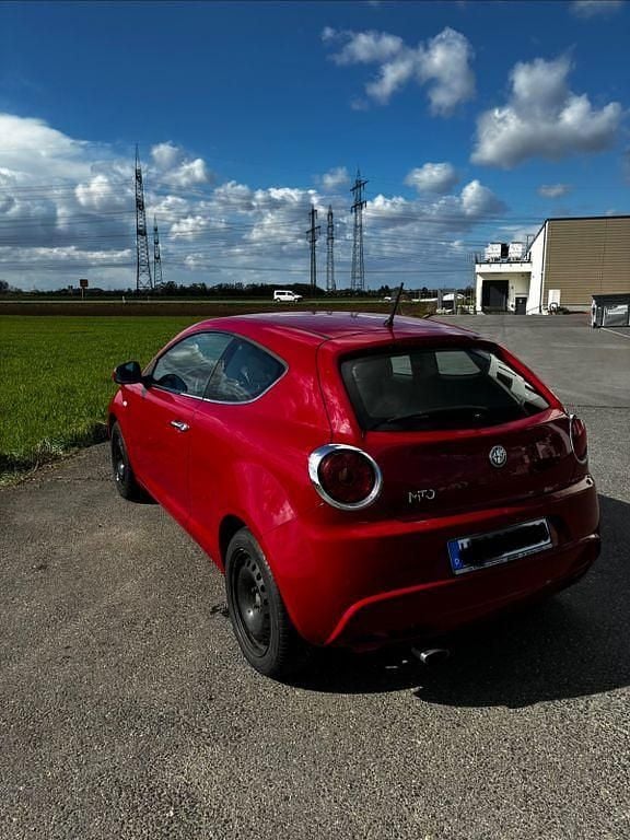 Gebraucht Alfa Romeo MiTo 95 PS (69 kW) 2009 Rot Kleinwagen