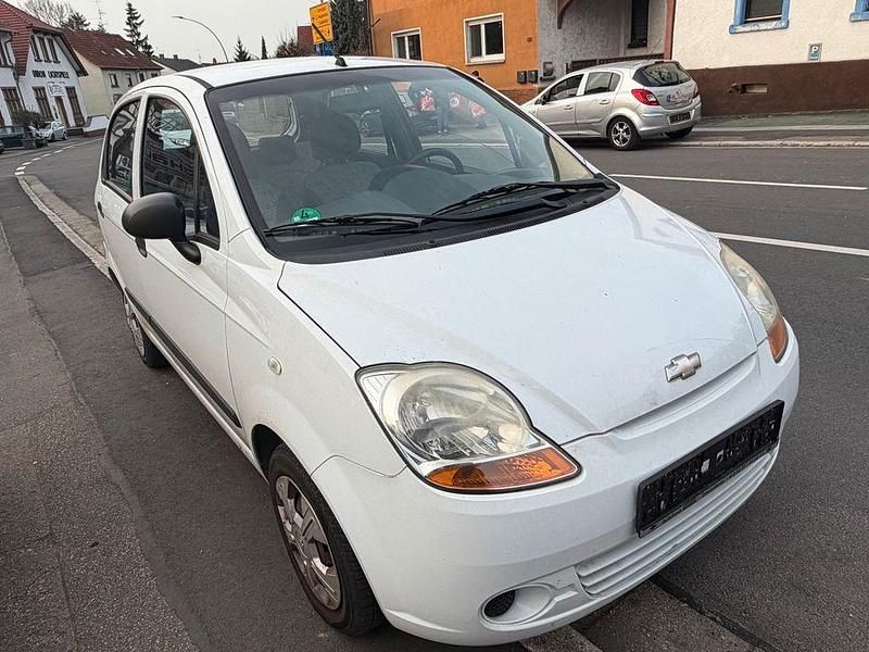 Gebraucht Chevrolet Matiz 52 PS (38 kW) 2009 Weiß Kleinwagen