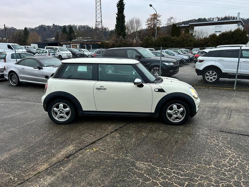 Gebraucht Mini Cooper Coupé 95 PS (69 kW) 2009 Weiß Coupé