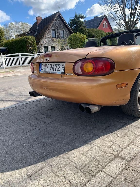 Gebraucht Mazda MX5 140 PS (102 kW) 1998 Gold Cabrio