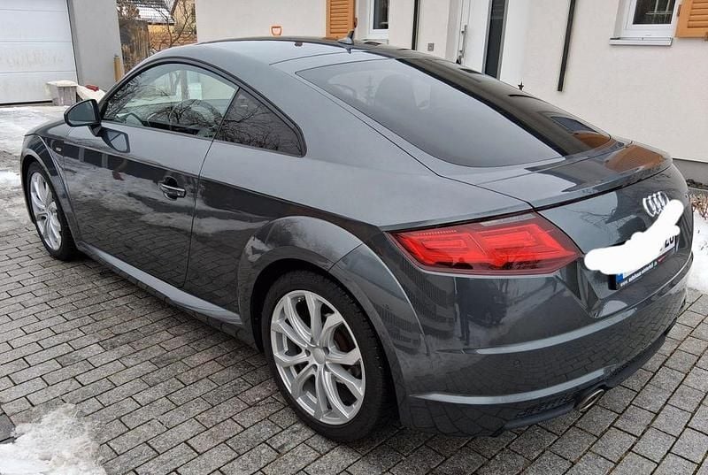 Gebraucht Audi TT Ambiente 184 PS (135 kW) 2017 Grau Coupé