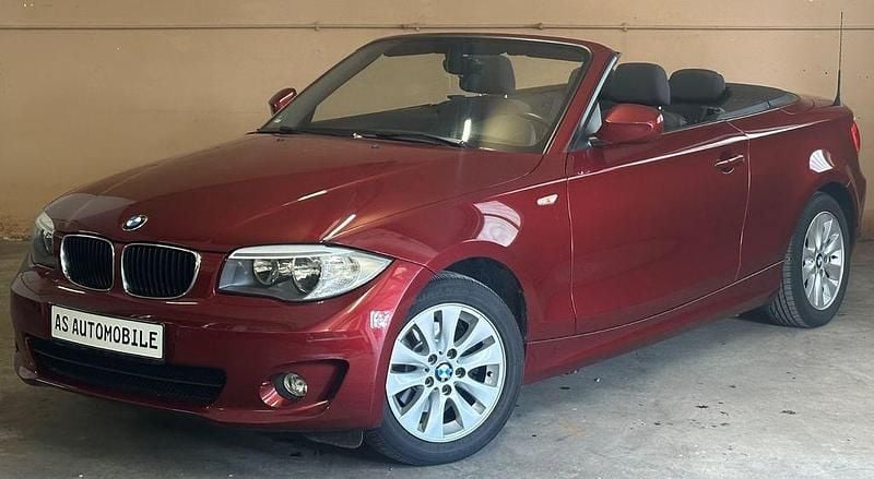 Gebraucht BMW 118 Cabriolet Advantage 143 PS (105 kW) 2012 Rot Cabrio