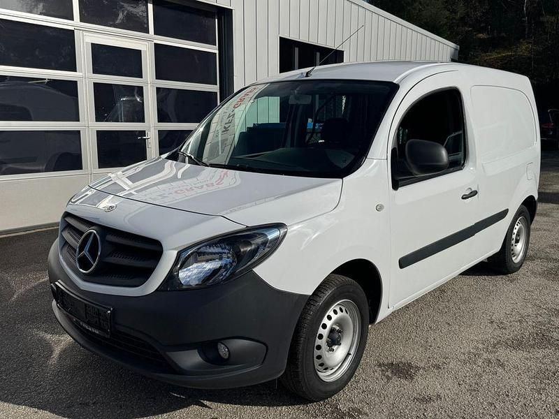 Gebraucht Mercedes Citan 108 95 PS (69 kW) 2020 Weiß Van / Kleinbus
