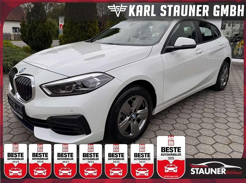 Weiß alpinweiss iii Gebraucht 2024 BMW 116 Advantage Kleinwagen | 20.980 € (Guter Preis) - Bild 1/2