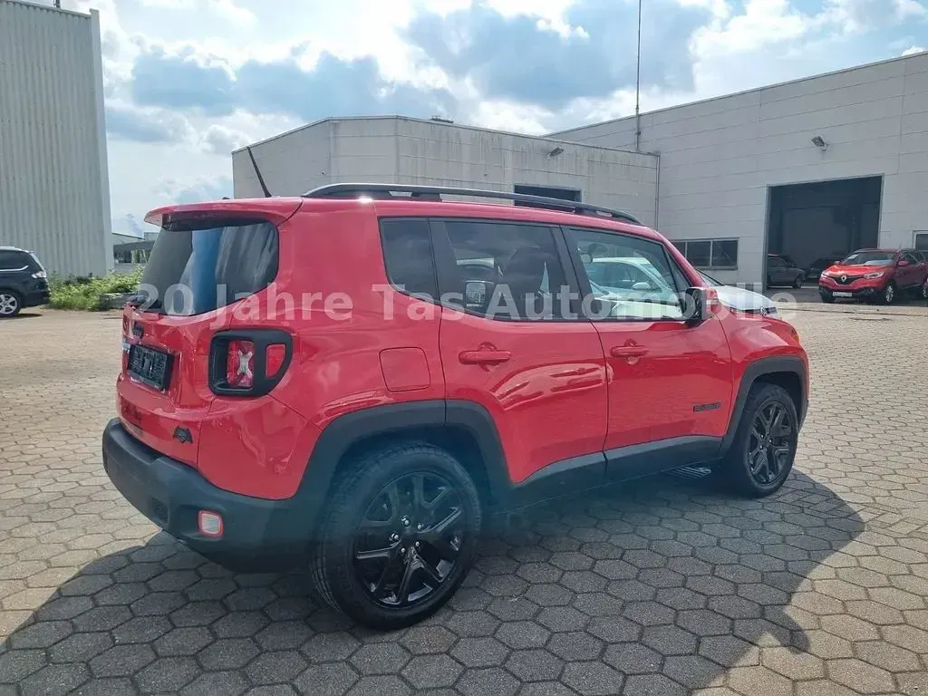 Używany Jeep Renegade 110 KM (80 kW) 2017 Czerwony SUV