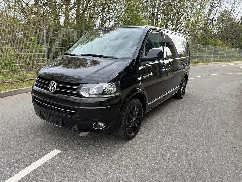 Second-hand VW T5 179 CP (131 kW) 2015 Negru Van