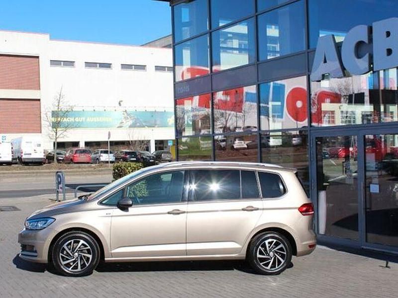 Gebraucht VW Touran Join 150 PS (110 kW) 2019 Beige Van / Kleinbus